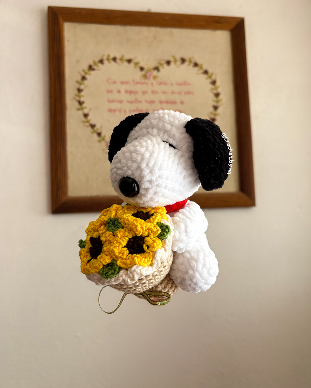 Snoopy con ramo de girasoles 15Cm